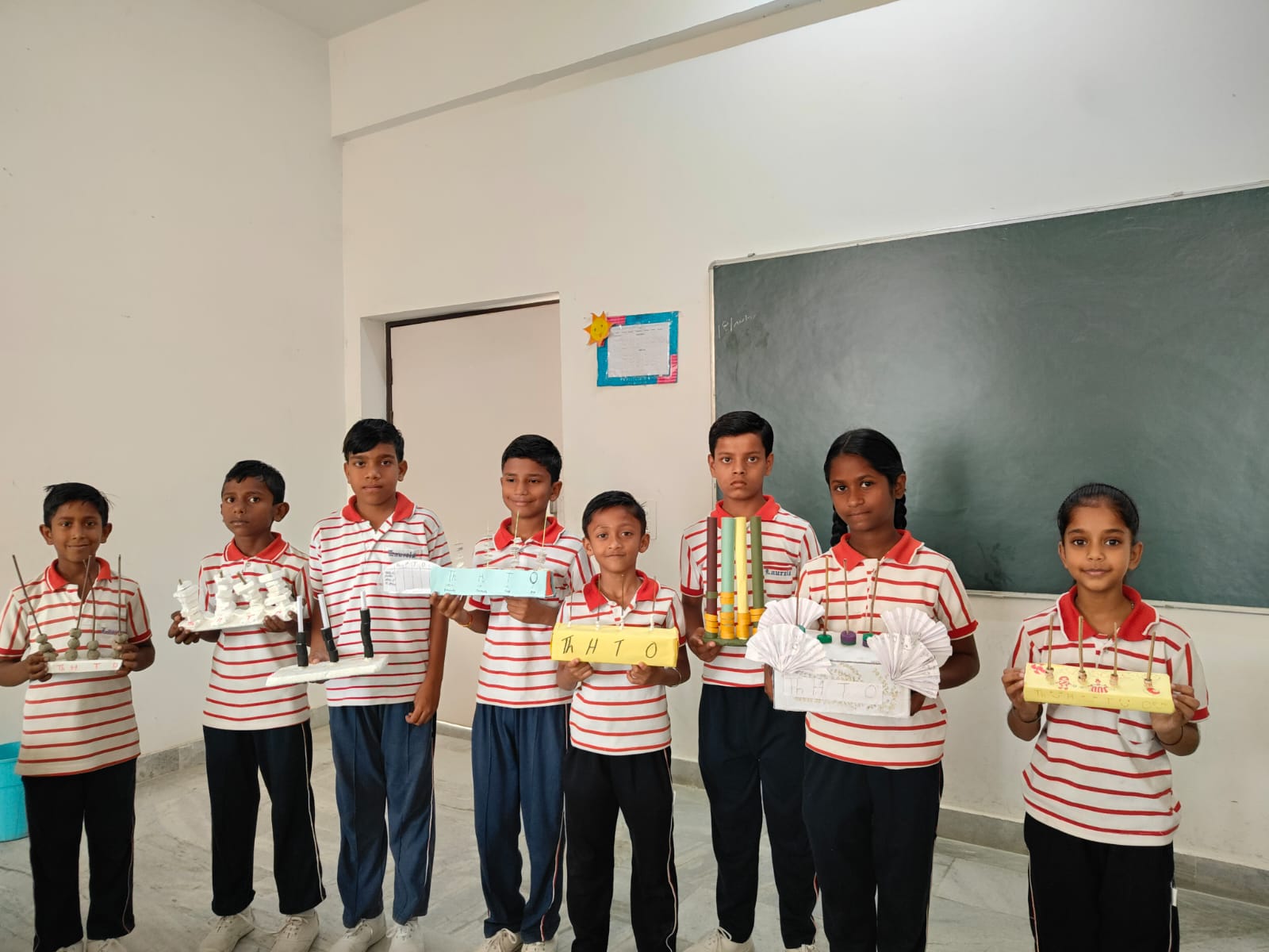 Class 4 - Abacus with waste material